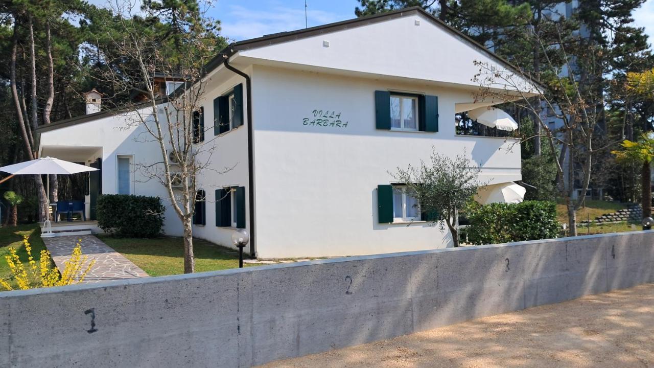 Villa Barbara Fra I Pini Lignano Sabbiadoro Exterior photo