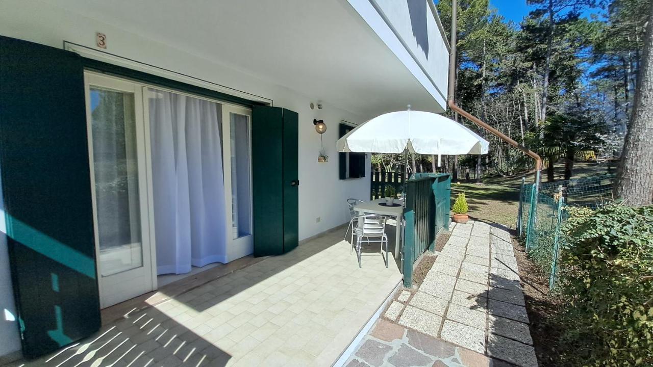 Villa Barbara Fra I Pini Lignano Sabbiadoro Exterior photo